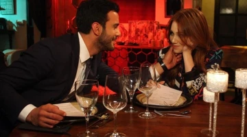 Кадр из Любовь напрокат 1 сезон 36 серия