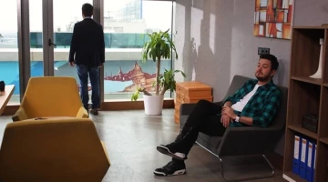 Кадр из Любовь напрокат 1 сезон 26 серия