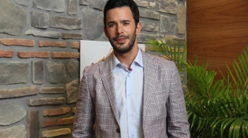 Кадр из Любовь напрокат 1 сезон 2 серия