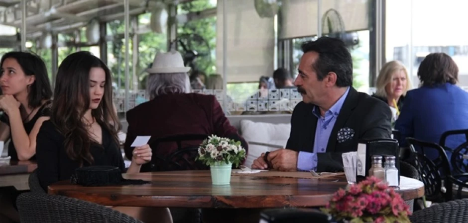 Кадр из Любовь напрокат 1 сезон 2 серия