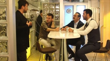 Кадр из Любовь напрокат 1 сезон 42 серия