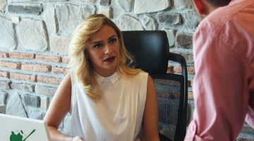 Кадр из Любовь напрокат 1 сезон 14 серия